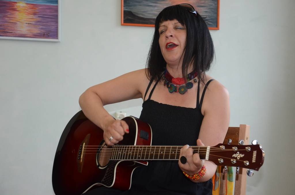 FOTO.VIDEO: Maijas Kalniņas un viņas mammas Birutas Bensones radošais vakars