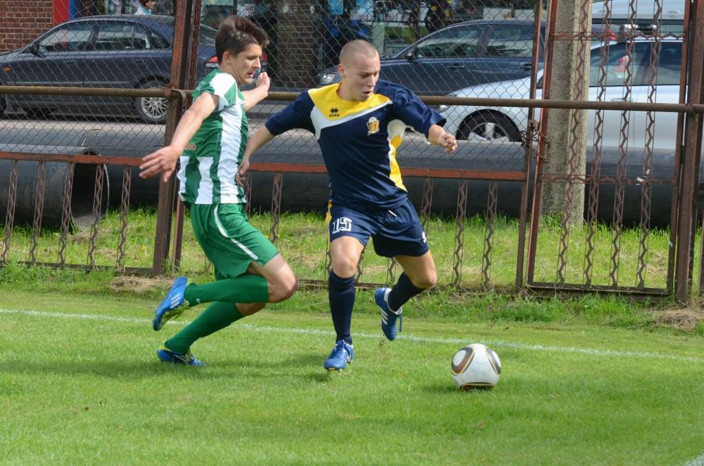 FOTO: "Varavīksne" sagrauj FS Metta-2/Salaspils komandu