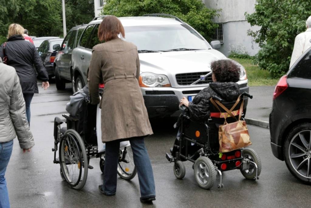 Skolām pieejami asistentu pakalpojumi
