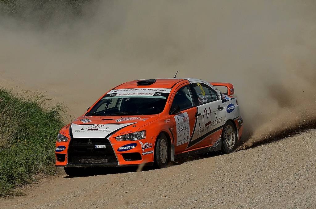 FOTO: Andis Neikšāns ātrākais rallija "Kurzeme 2012" treniņu ātrumposmā