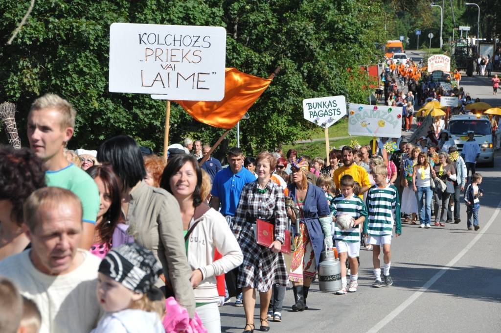 FOTO: Ikara svētki Priekulē