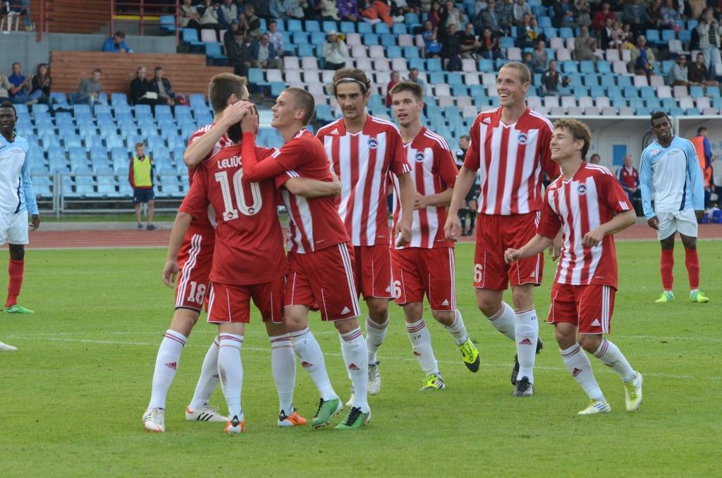 (papildināta) FOTO: "Liepājas metalurgs" uzvar "Spartaku"