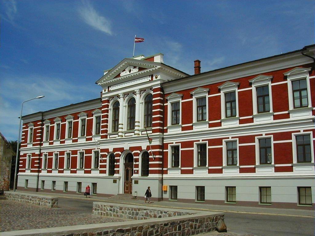 Vēlētāju aptauja: Liepājas mēra krēslu dalīs Sesks un Vilnītis