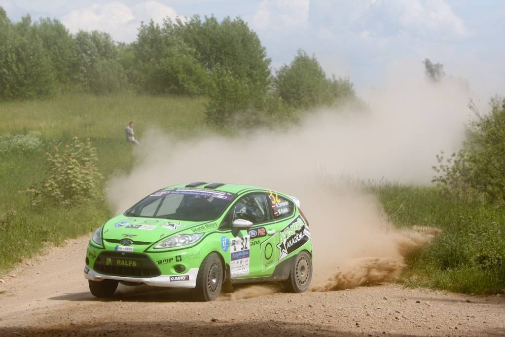 "OKartes Autosporta Akadēmija" jau Igaunijā var nodrošināt čempiona titulu R2 klasē