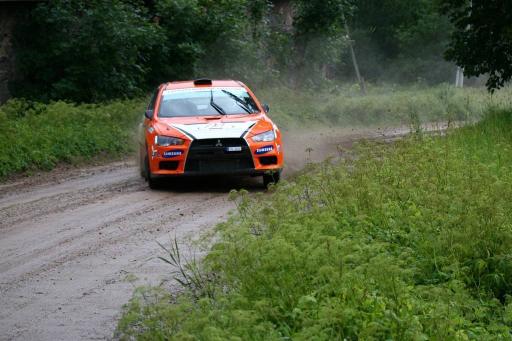 "LMT rallija komanda" aizstāvēs Latvijas godu Igaunijā