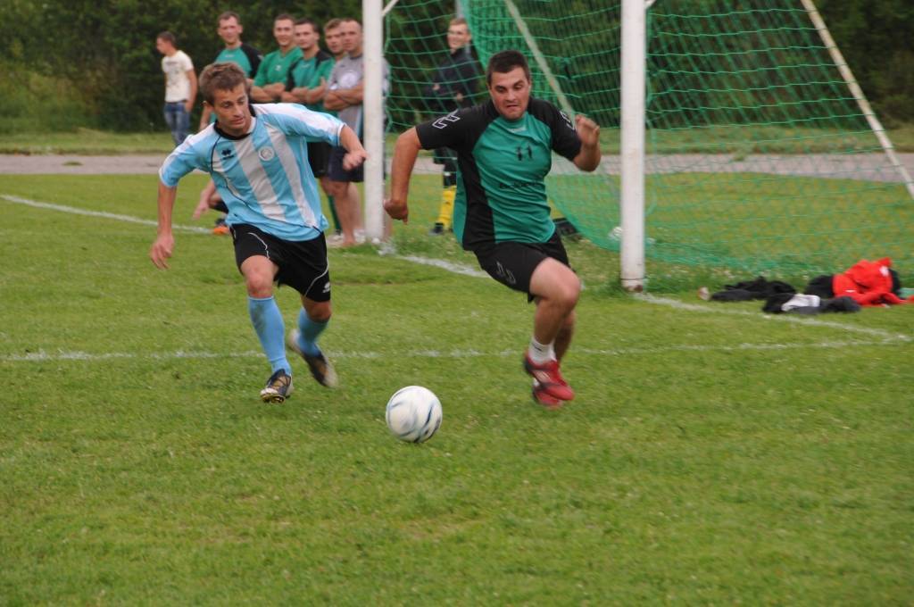FOTO: Lejaskurzemes novadu čempionāta minifutbolā ceturtdienas spēļu rezultāti