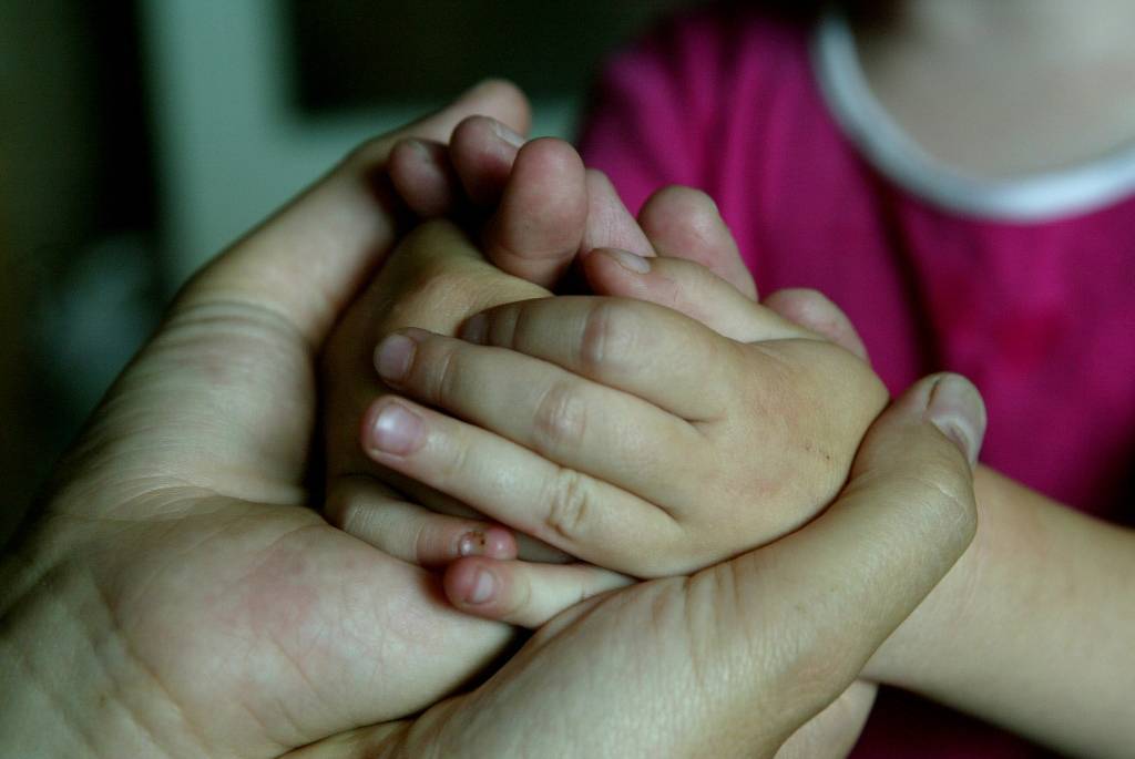Tiesu medicīnas ekspertīzes centrs: Latvijā līdz šim nav veiktas pašnāvības kopā ar bērniem