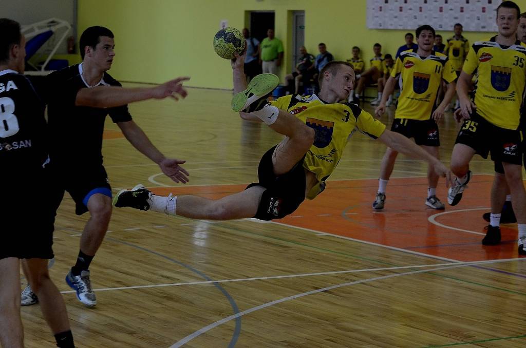 FOTO: Dobeles novada triumfs Latvijas III Olimpiādē handbolā
