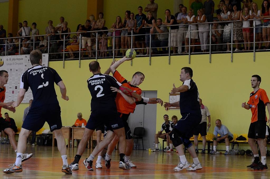 FOTO, VIDEO: Vaiņodes handbolistu uzvaras gājiens cīņā par Olimpiādes bronzas medaļām