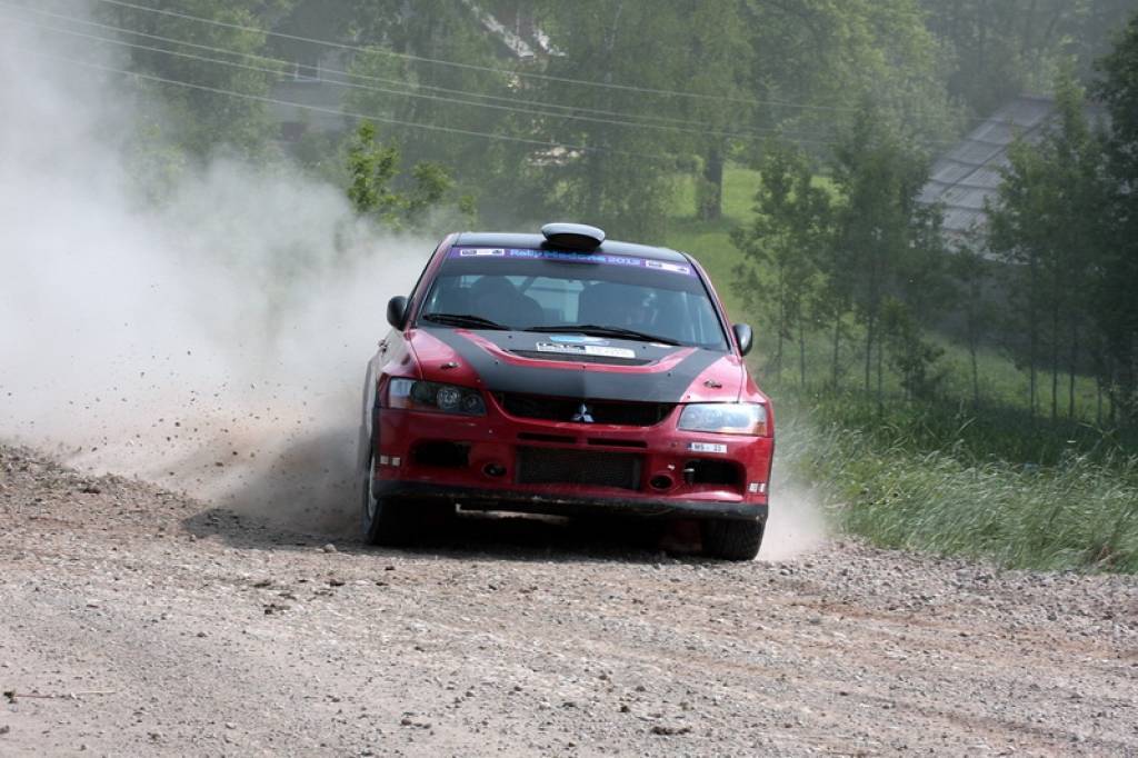 Rallijsprintā "Gulbis 2012" favorīti nostiprina pozīcijas