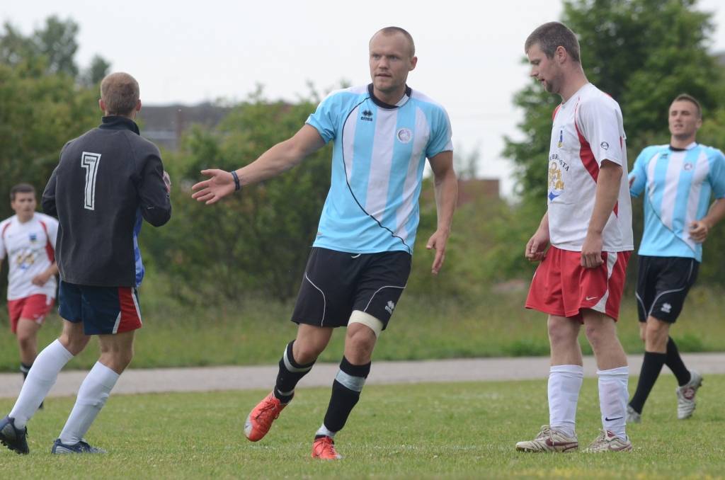 "Grobiņas SC" Latvijas čempionāta spēlē sagrauj "Mērsragu"