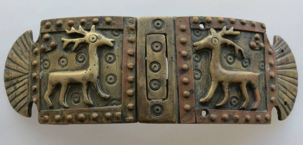 Stāstīs par Kurzemes tautastērpu valkāšanas tradīcijām un mūsdienu iespējām