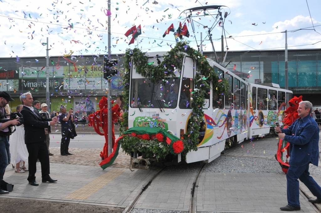 FOTO: Ar tramvaju līdz Ezerkrastam