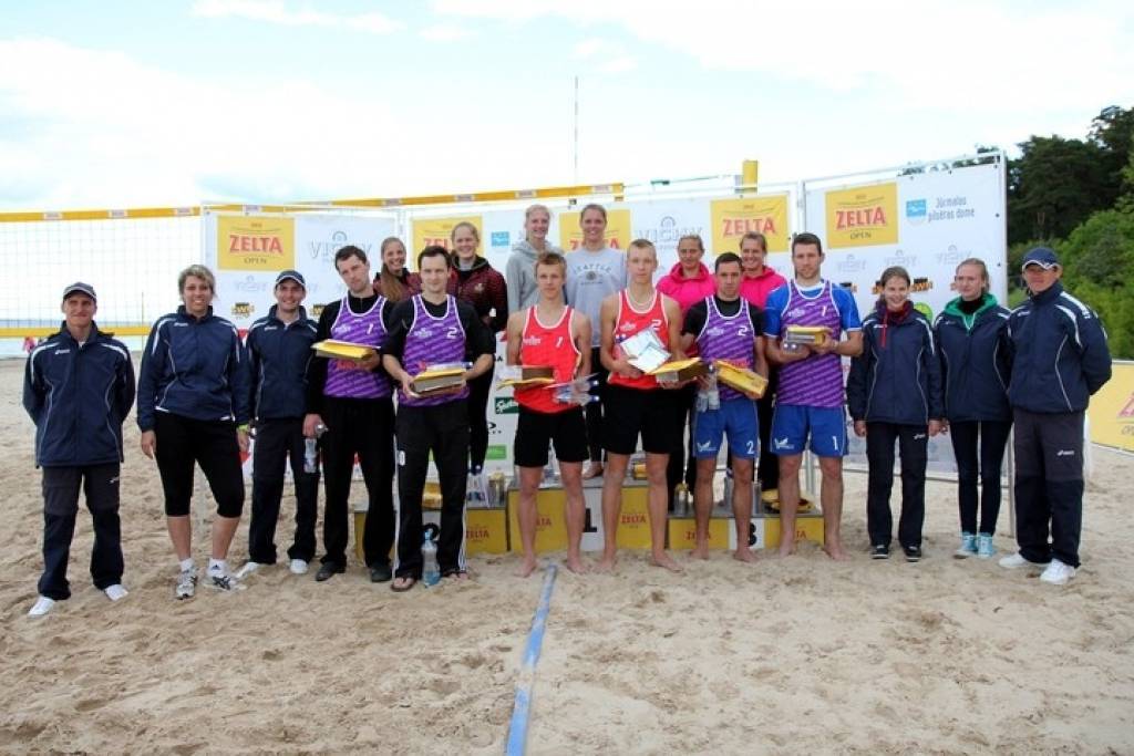 Sedols/Grundmanis izcīna trešo vietu "Zelta Open Challenger" posmā