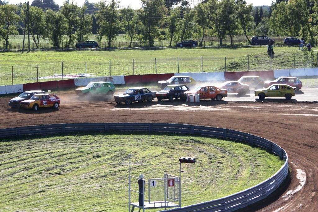 Šonedēļ autosportā supersprints un folkreiss