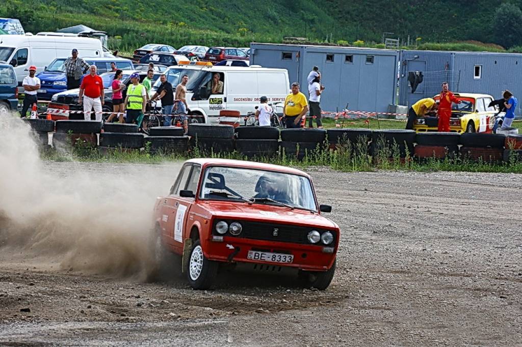 Sestdien "Freko" rallija supersprints Smiltenē