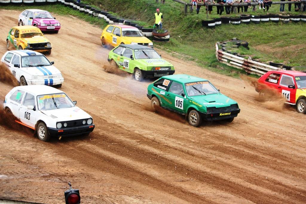 Ar 80 sportistu dalību startēs Latvijas autokrosa čempionāts