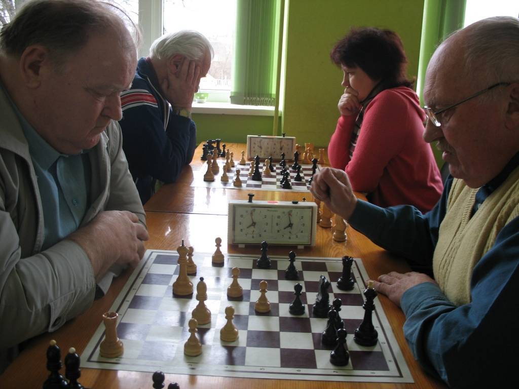 FOTO: Ojārs Vējkājs uzvar Ātrspēles kausa izcīņas ceturtajā kārtā