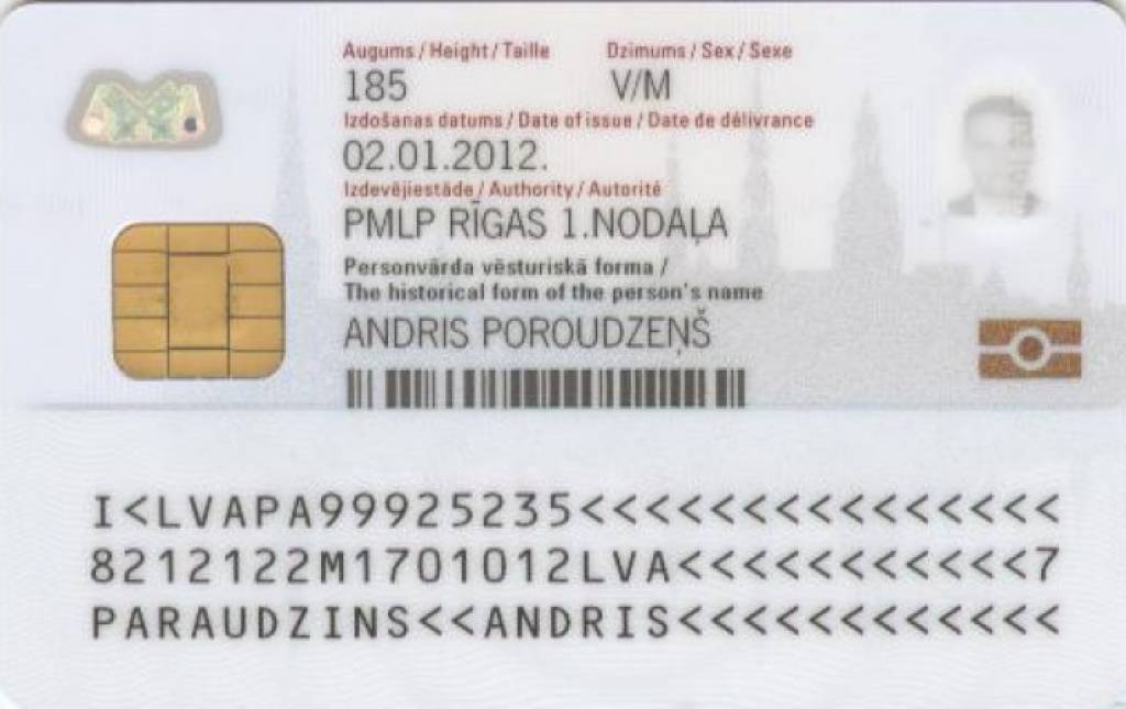 No pirmdienas par 10 Ls varēs izņemt elektronisko identifikācijas karti