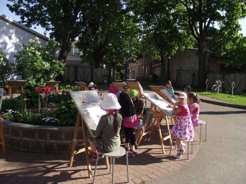 Bērnu mākslas skolā notiks nometne "Mazā Mākslas akadēmija"