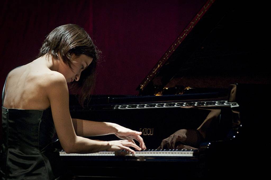 Pianistes no Itālijas un Polijas rada skaņu gleznas