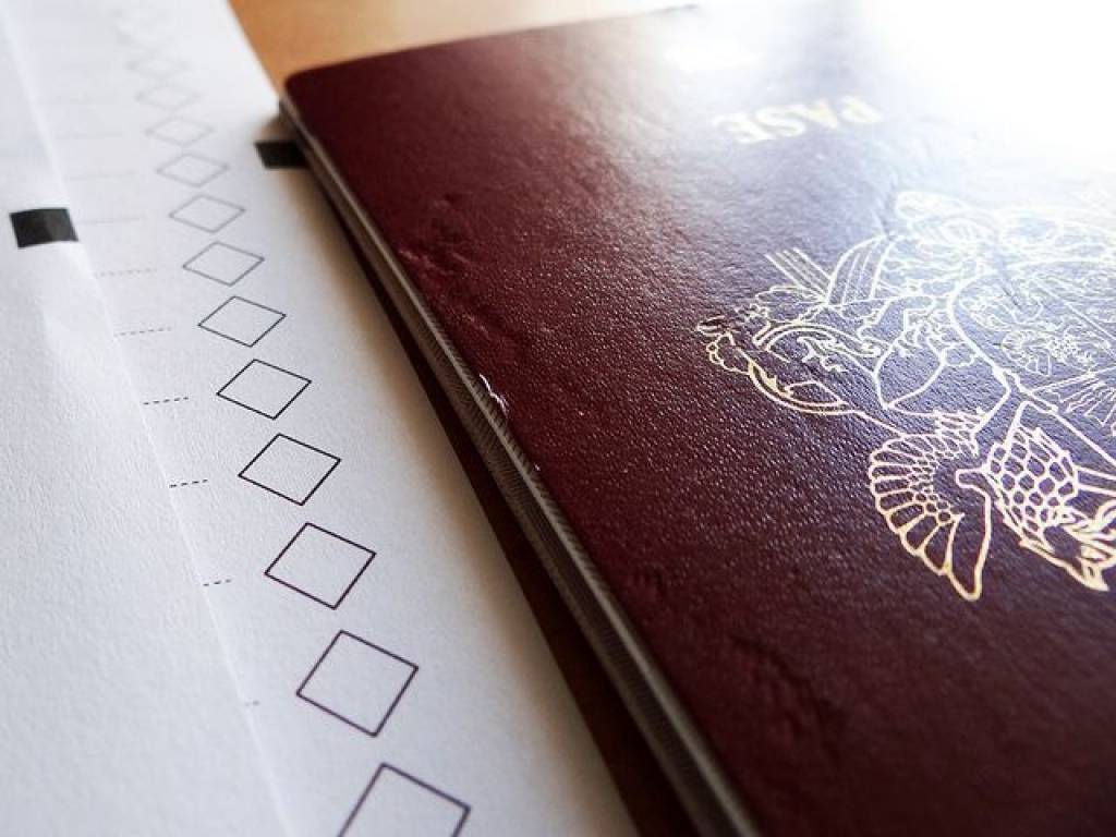 No pašvaldību vēlēšanu sarakstiem svītroti arī kandidāti Aizputes un Rucavas novados