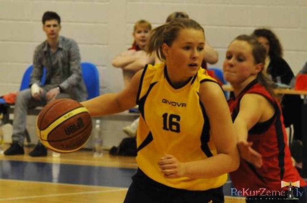 Medzes basketbolistes uzvar Gaviezi novadu meistarsacīkstēs basketbolā