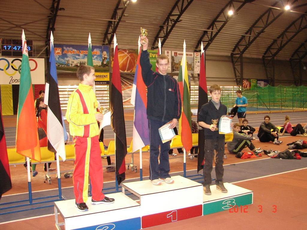 Valdis Bogdanovs ar jaunu personīgo rekordu triumfē "Kuldīgas kausā 2012"