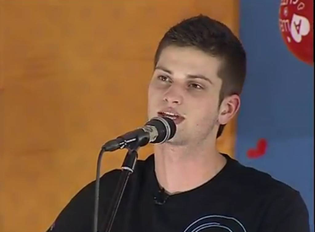 VIDEO: Toms Bokums "O! kartes skatuvē" draudzenei velta paša rakstītu dziesmu