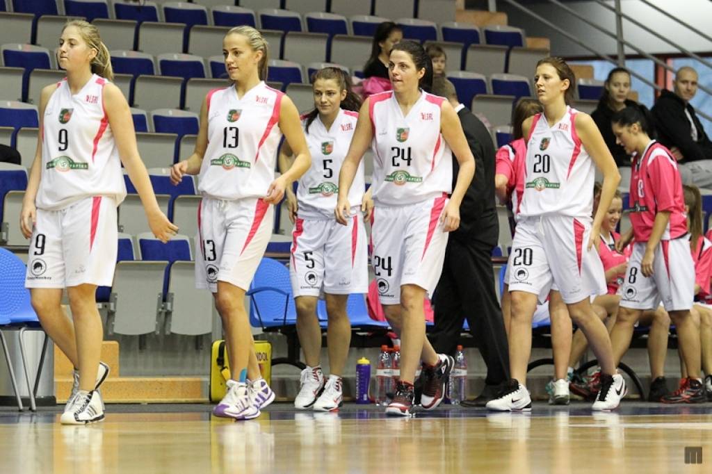 "Liepājas papīra" basketbolistēm būs cīņa ar "TTT/Juniorēm"