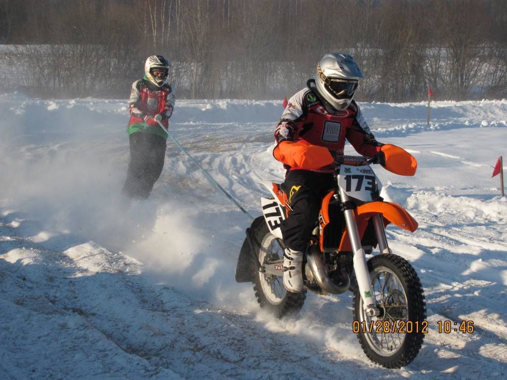 Atceļ arī Latvijas čempionāta posmus skijoringā