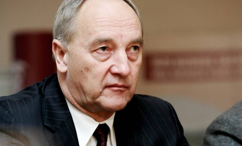 Bērziņš: "Neļausim izpostīt pamatus"