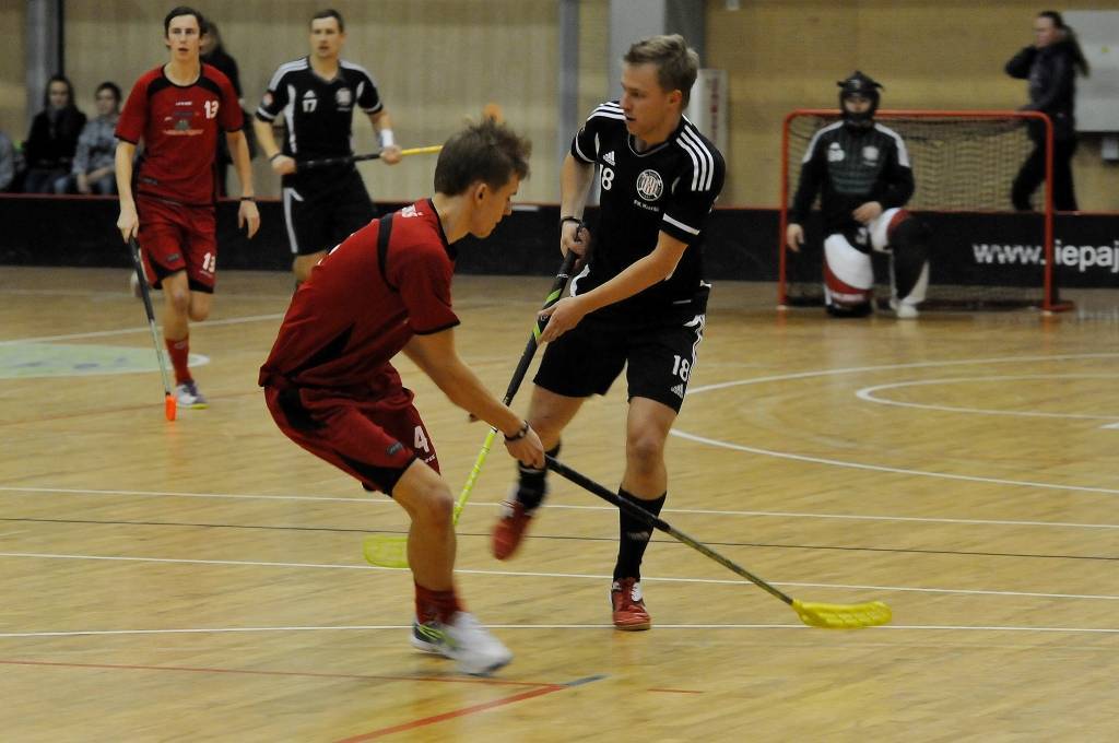 "Kurši" zaudē Latvijas virslīgas čempionāta vicelīderei "Lielvārdei"