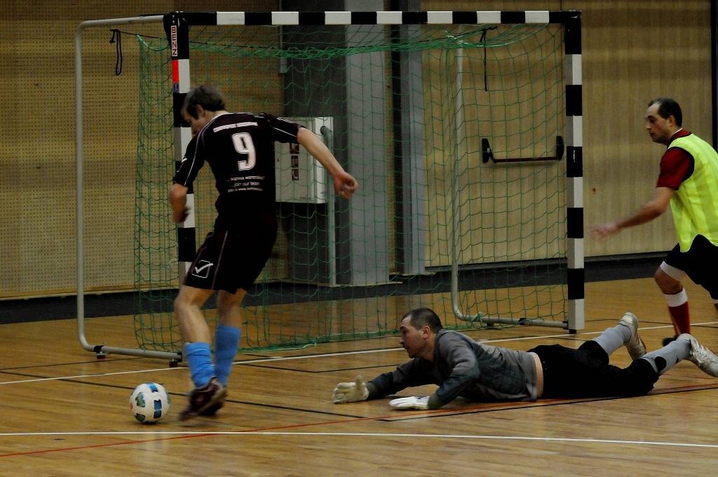 FOTO: Šodien uzvar "Sport 2000", "Full Force" un "Compaq peat Adrenaline"