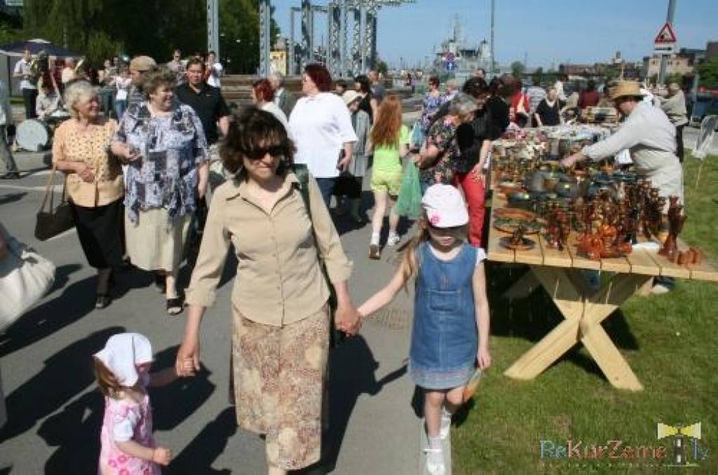 Tradicionālās kultūras, amatniecības un etnomūzikas festivāls "Līvas ciems" notiks maija nogalē