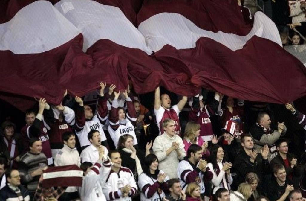 Tiek veidots Hokeja draugu klubs, aicina atsaukties uzņēmumus - īstus hokeja fanus