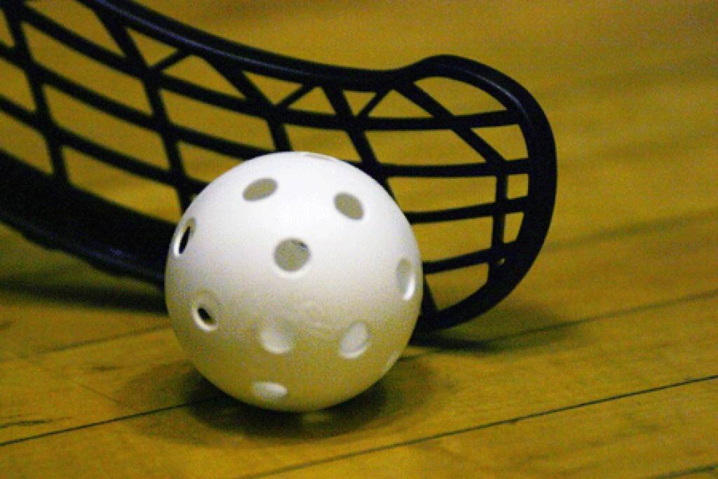 Aizputē notiks Latvijas veterānu florbola čempionāta spēles