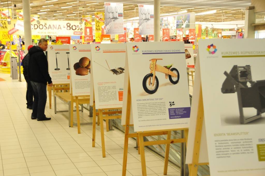 FOTO: Liepājā atklāta dizaina izstāde "Elementi"