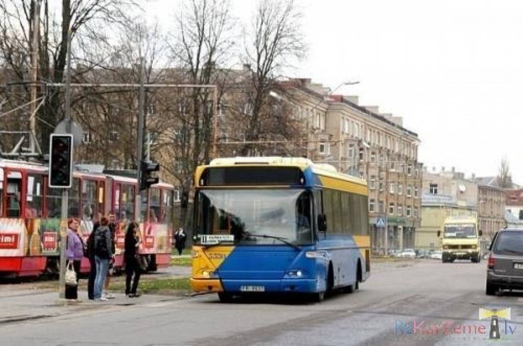 Nedēļas nogalē pārdošanā būs jaunās Liepājas sabiedriskā transporta braukšanas biļetes