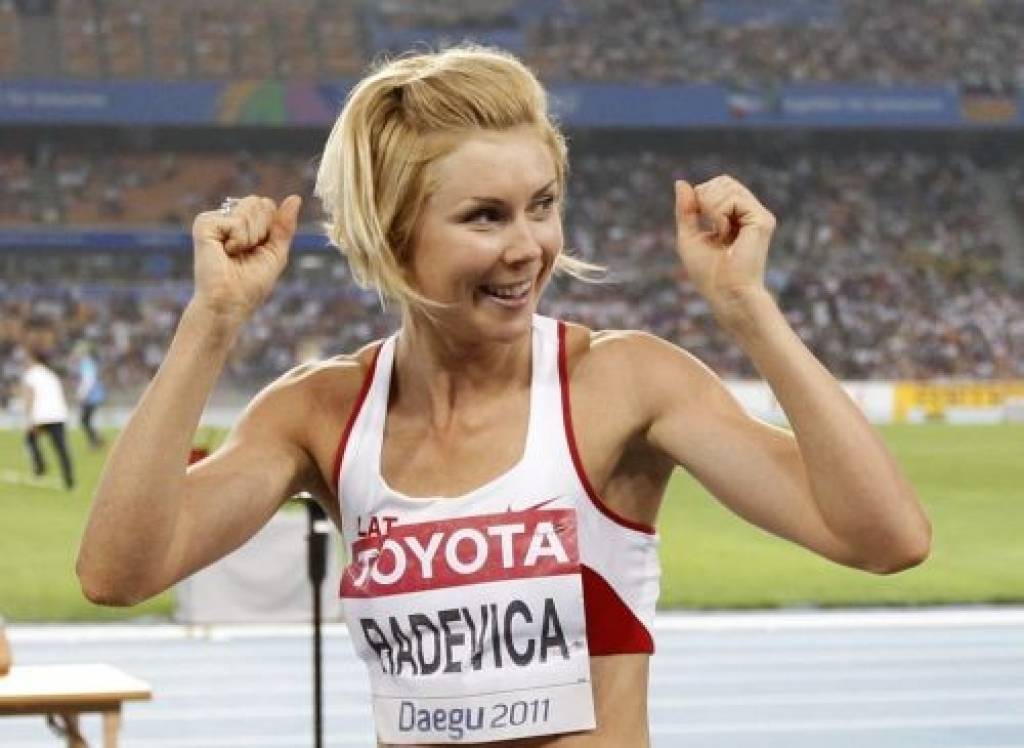 Dukurs un Radeviča atkal labākie; Skrastiņam balva par paraugu sportā