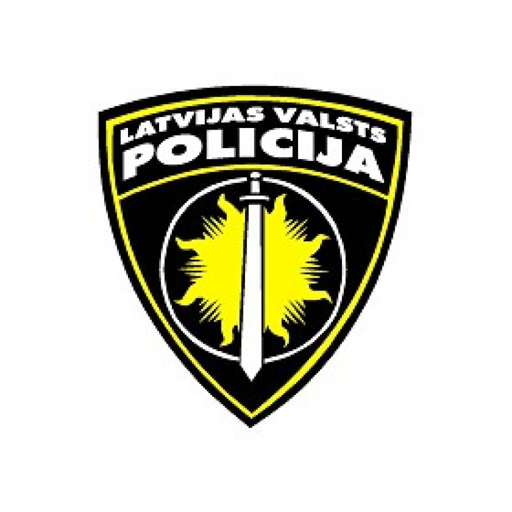 Valsts policija šomēnes 1691 darbiniekam prēmijās izmaksājusi gandrīz 300 000 latu
