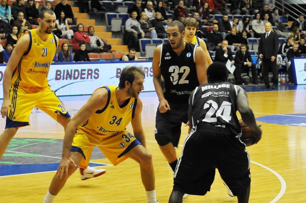 "VEF Rīga" viesizrādē Liepājā zaudē Maskavas apgabala "Himki"