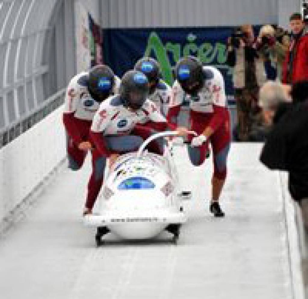 Bobslejista Maskalāna četrinieka ekipāža PK posmā Francijā ieņem 8. vietu, Melbārža kvartets desmitais
