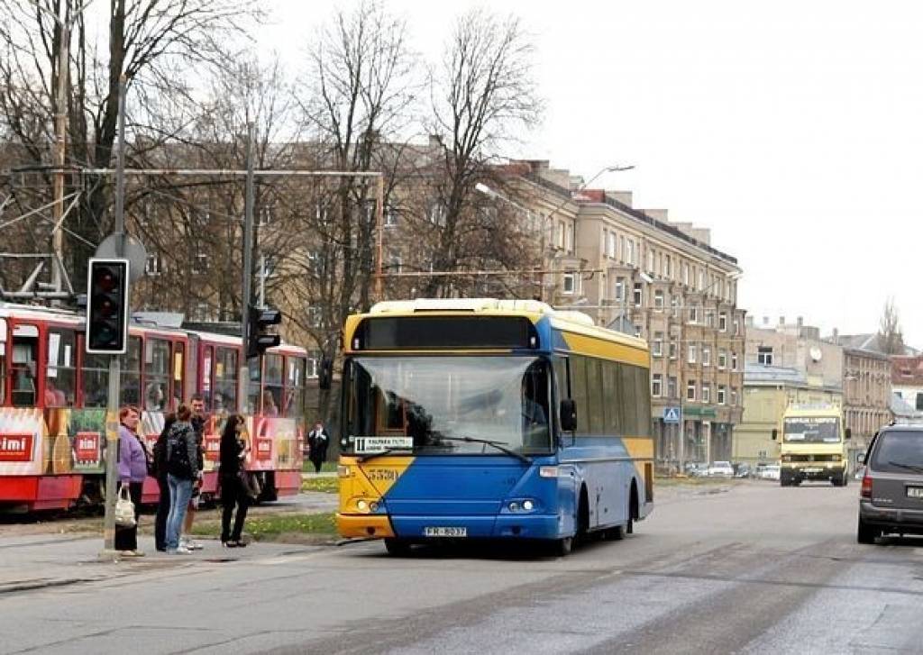 Sabiedrisko transportu Liepājā aprīkos ar GPS