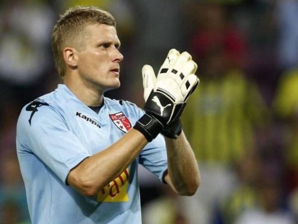 Latvijas futbola izlases vārtsargs Vaņins atzīts par gada labāko vārtsargu Šveices čempionātā