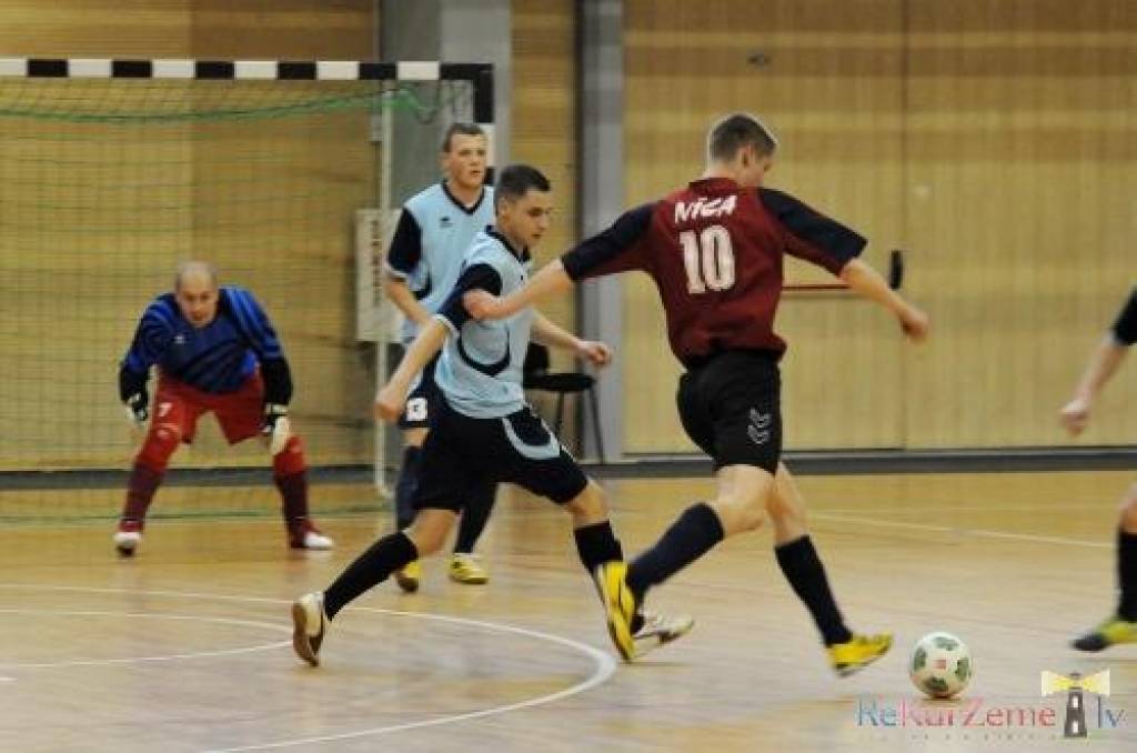 Svētdien būs nākamās spēles Liepājas atklātajā amatieru telpu futbola čempionātā