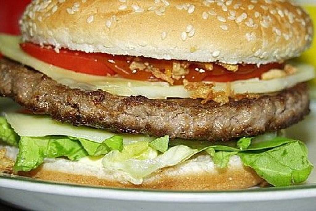 Circene piesardzīgi vērtē iespēju arī Latvijā ieviest "tauku nodokli"