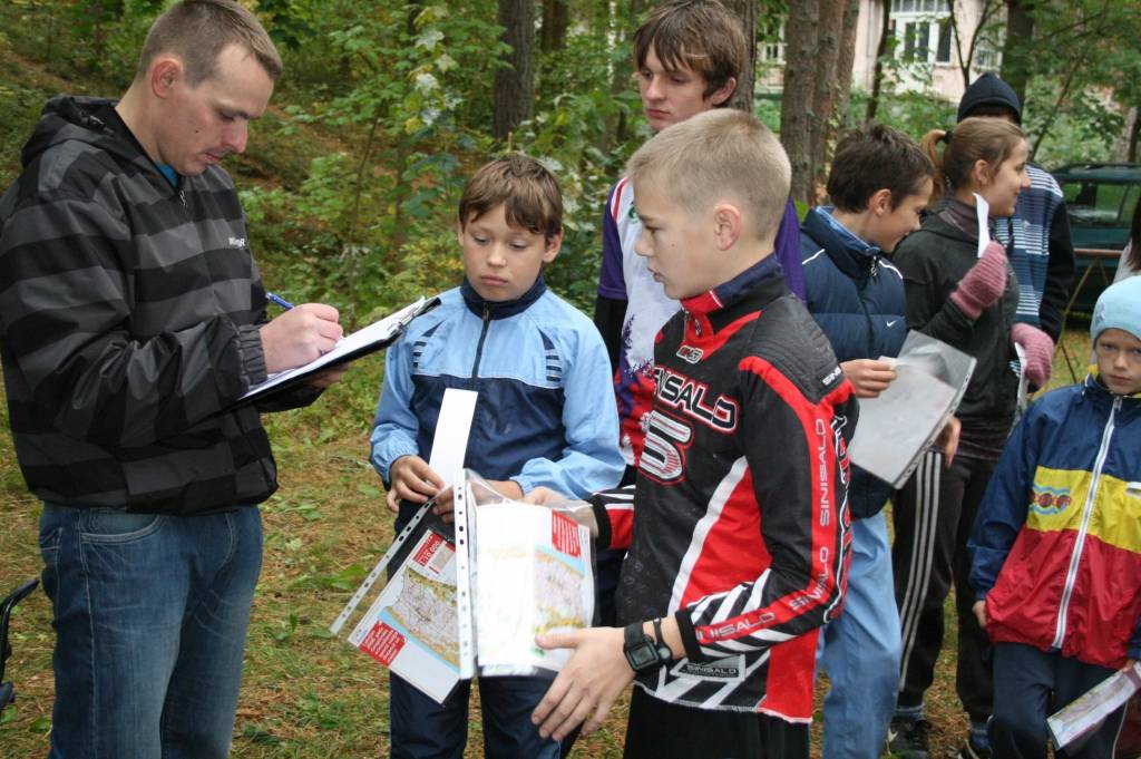 FOTO: Noslēdzas Liepājas novadu kausa izcīņa orientēšanās sportā