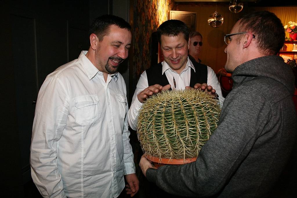 FOTO: Svin Latvijas 1. rokkafejnīcas deviņu gadu jubileju