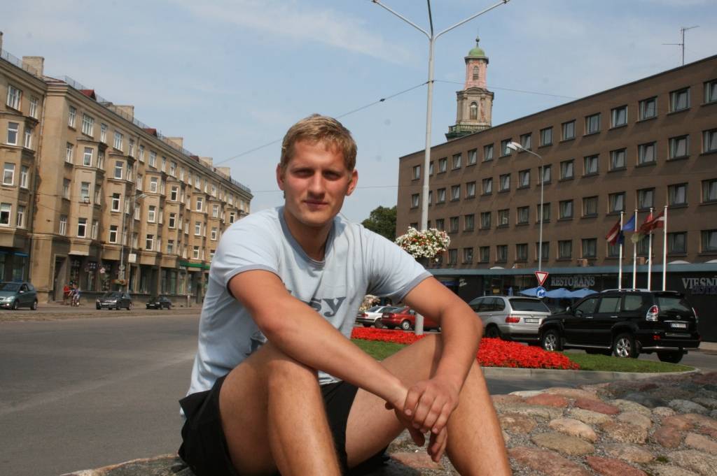 Mārcis Ķenavs un Ingus Kalniņš-Kalenieks iekļūst "O! Kartes Autosporta Akadēmijas" finālā